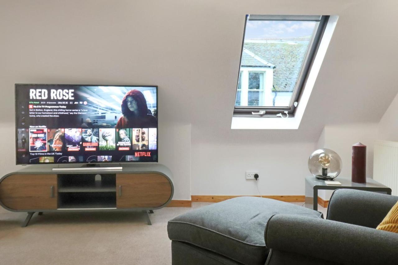 Whinstone Holiday Home In Falkland - Sleeps 8 Eksteriør bilde