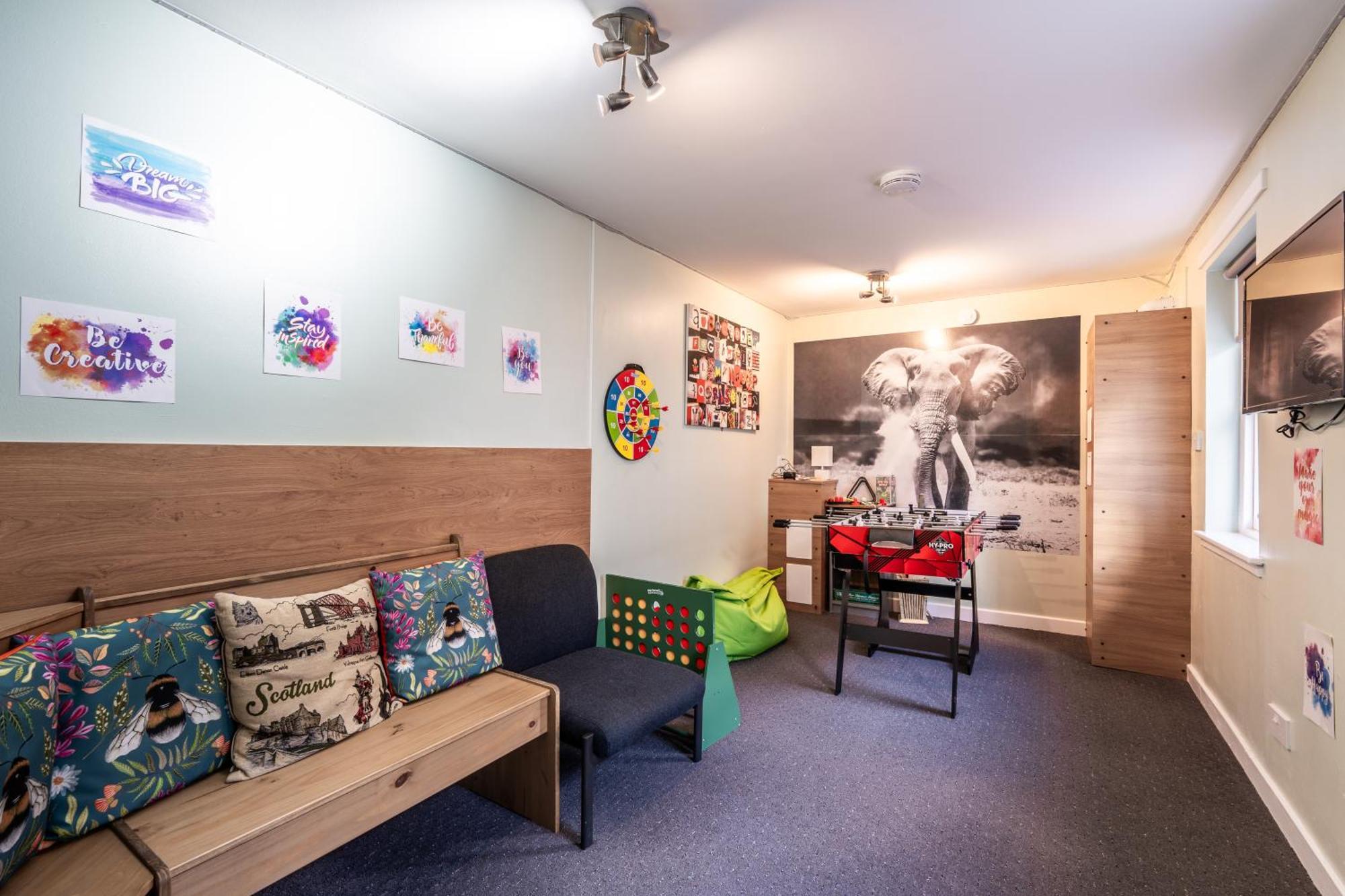 Whinstone Holiday Home In Falkland - Sleeps 8 Eksteriør bilde
