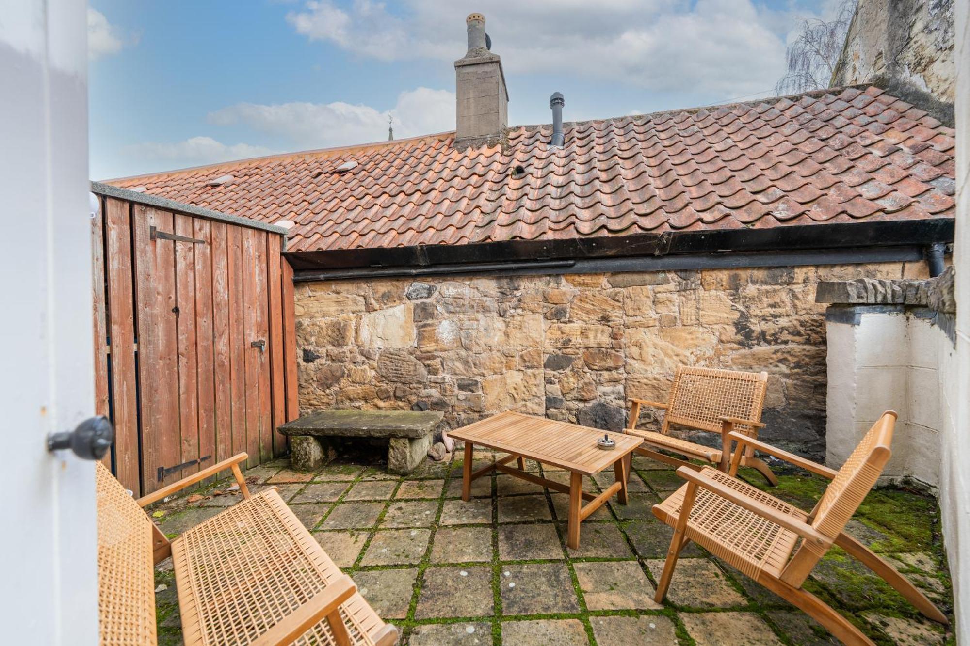 Whinstone Holiday Home In Falkland - Sleeps 8 Eksteriør bilde